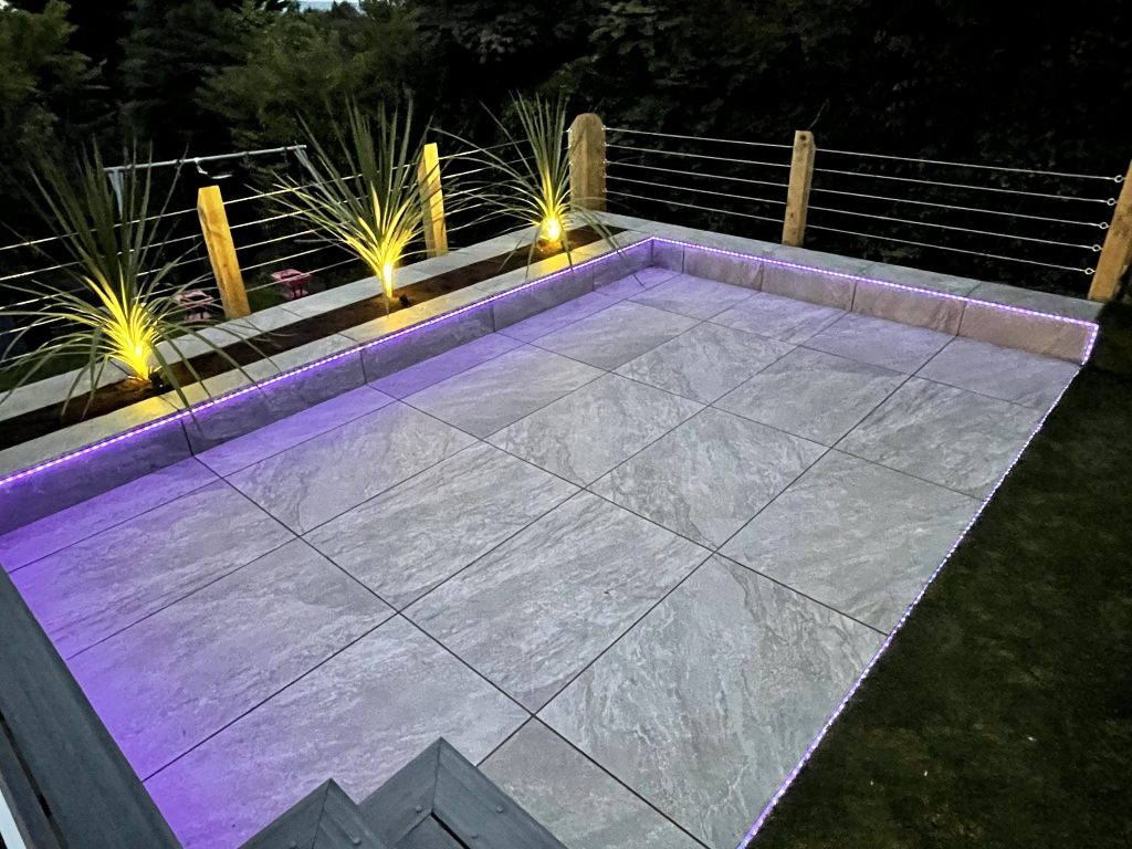LANDSCAPERS IN PAISLEY