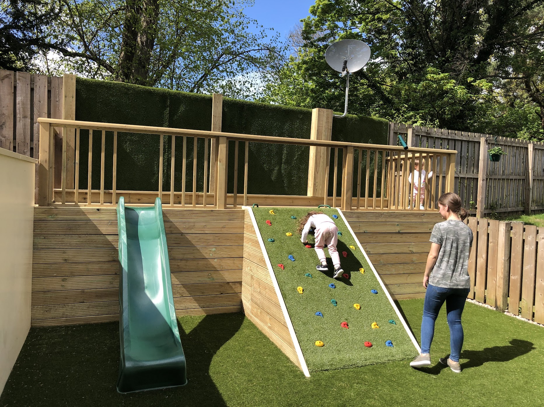 kids decking play