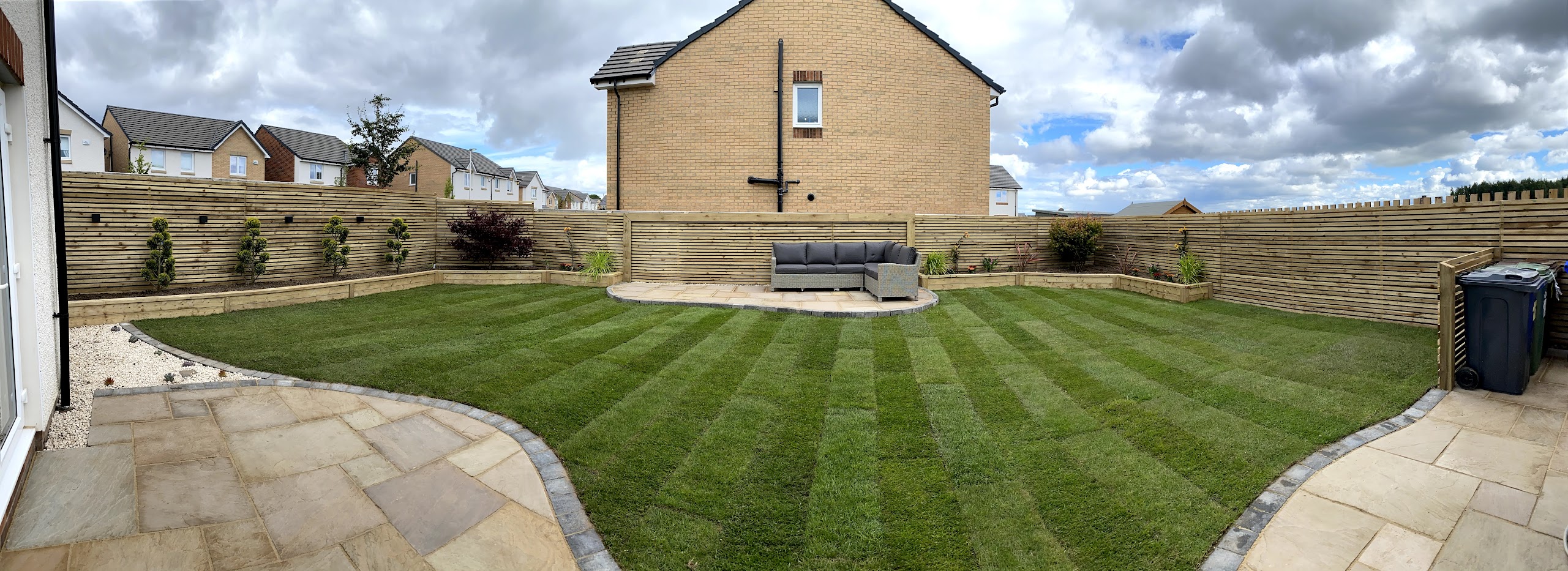 large garden pic daylight 1